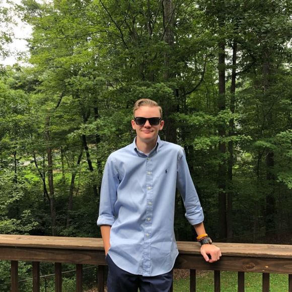 Meet your Posher, Gunnar - Picture 1 of 1